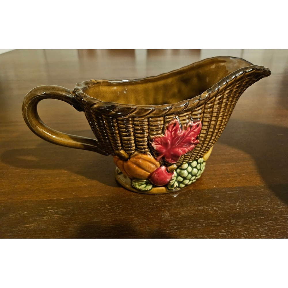 Chris Madden Gravy Sauce Boat Fall Harvest Basket Weave Pumpkin Leaf Ceramic